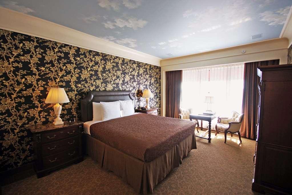 O.Henry Hotel Greensboro Room photo